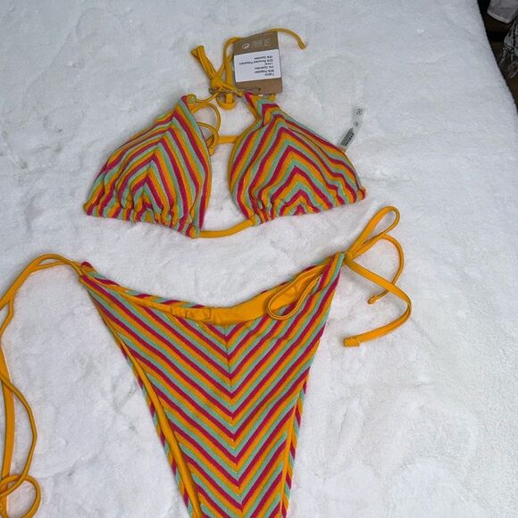 BERLOOK Plush Texture Stripe Halter Bikini Top & Plush Texture Stripe Tie Bottom - Picture 7 of 11